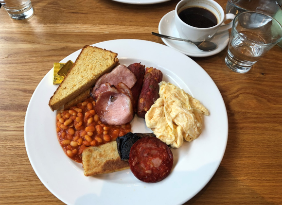 Glutenvrij klassiek schots ontbijt Edinburgh Schotland
